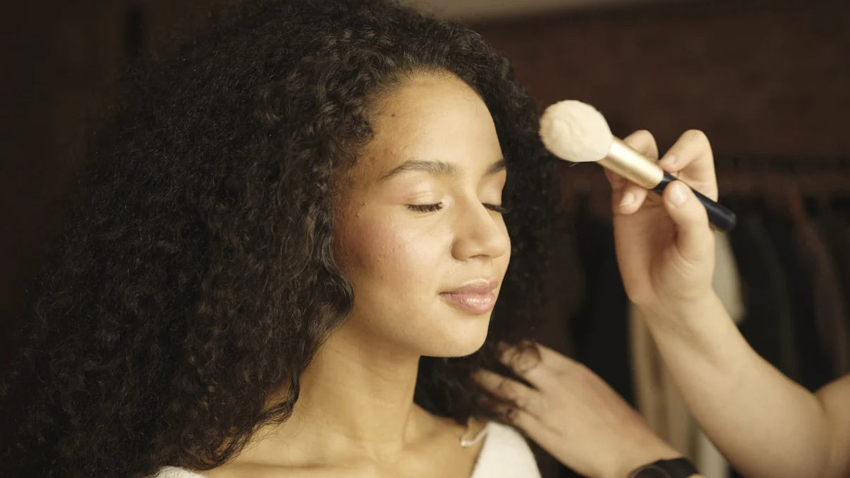 理想の肌印象を叶えるベースメイクおすすめ4選