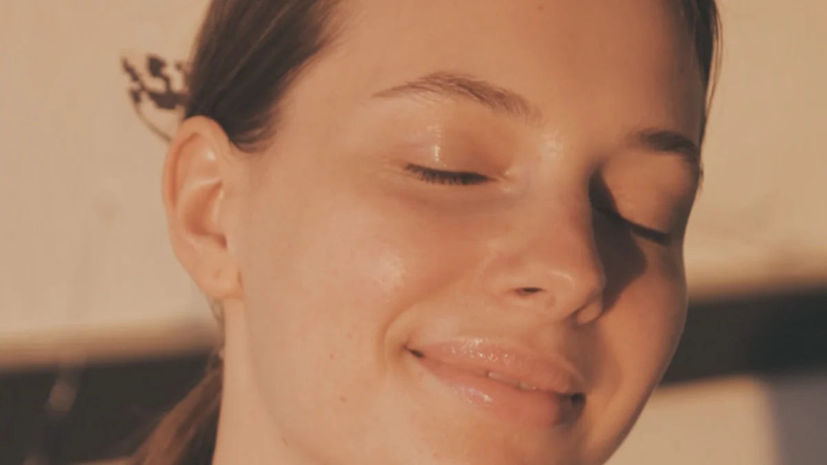 日常に欠かせないサプリメントと化粧品レビュー