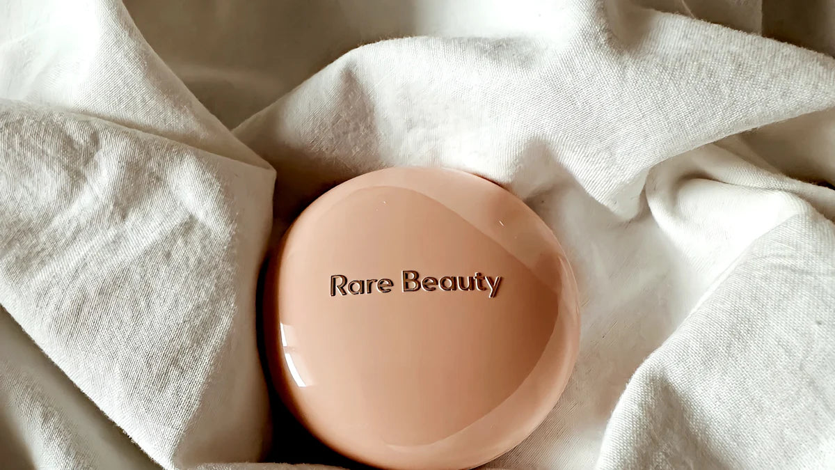 光沢を重視したメイクの秘訣！プロが教えるツヤ肌テクニック