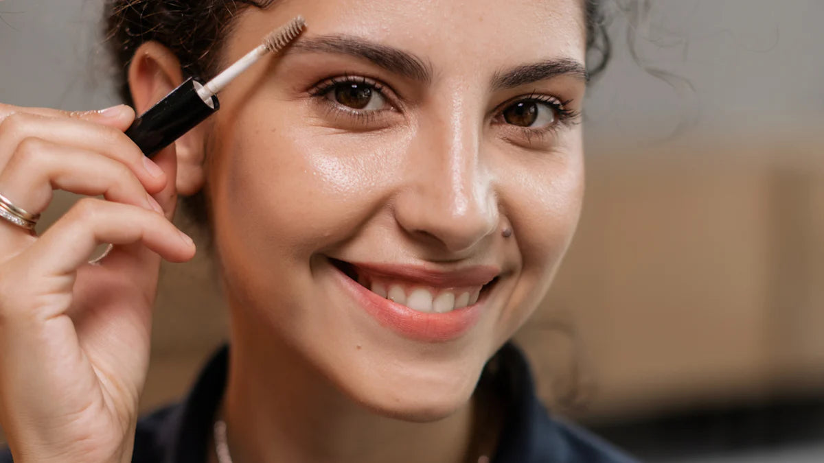 毛穴が目立つ原因とベースメイクでの解決法